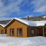 Camp Alojamento de Turismo Selvagem *